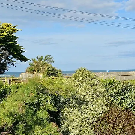 Grande Maison Normande, Vue A 75 Metres De La Plage, Equipe De Nage * Quinéville