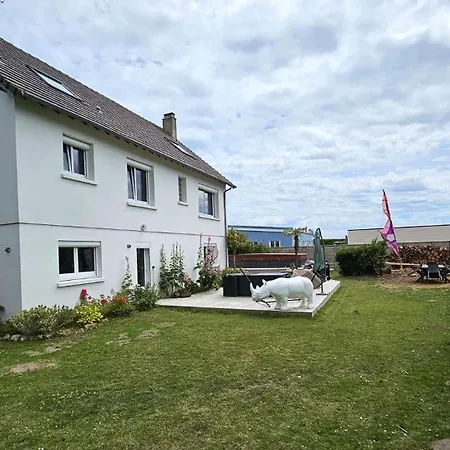 Grande Maison Normande, Vue A 75 Metres De La Plage, Equipe De Nage * Quineville