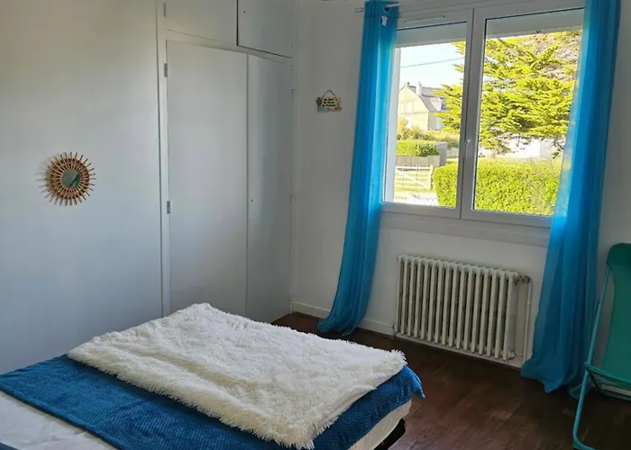 Grande Maison Normande, Vue A 75 Metres De La Plage, Equipe De Nage Quinéville